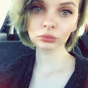 Meet your Posher, Renee